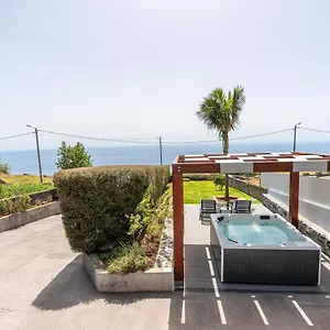 Ferienhaus Casa Leonor By Rent2u, Lda, Arco da Calheta (Madeira)
